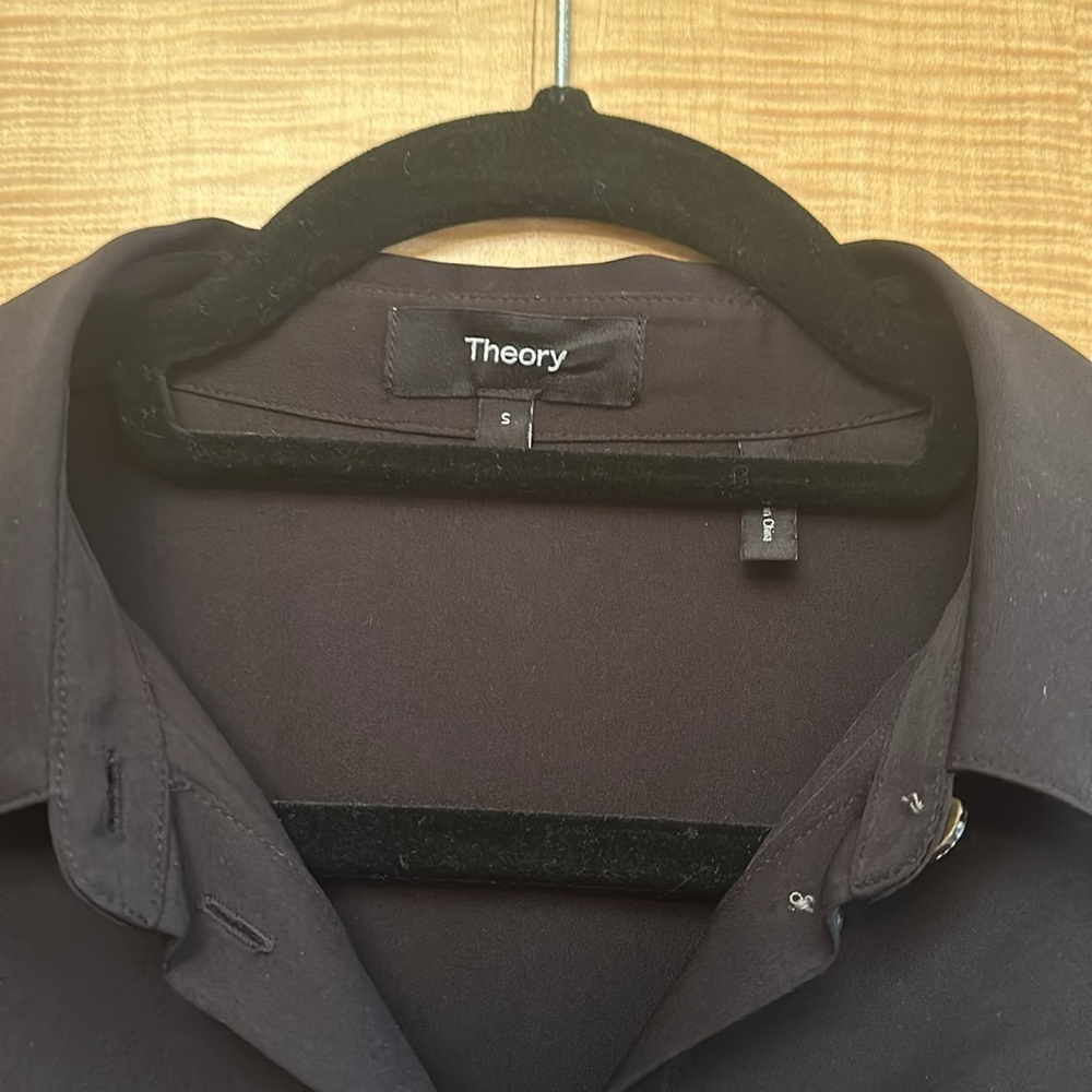Theory Ruffle Top - Picture 3 of 5